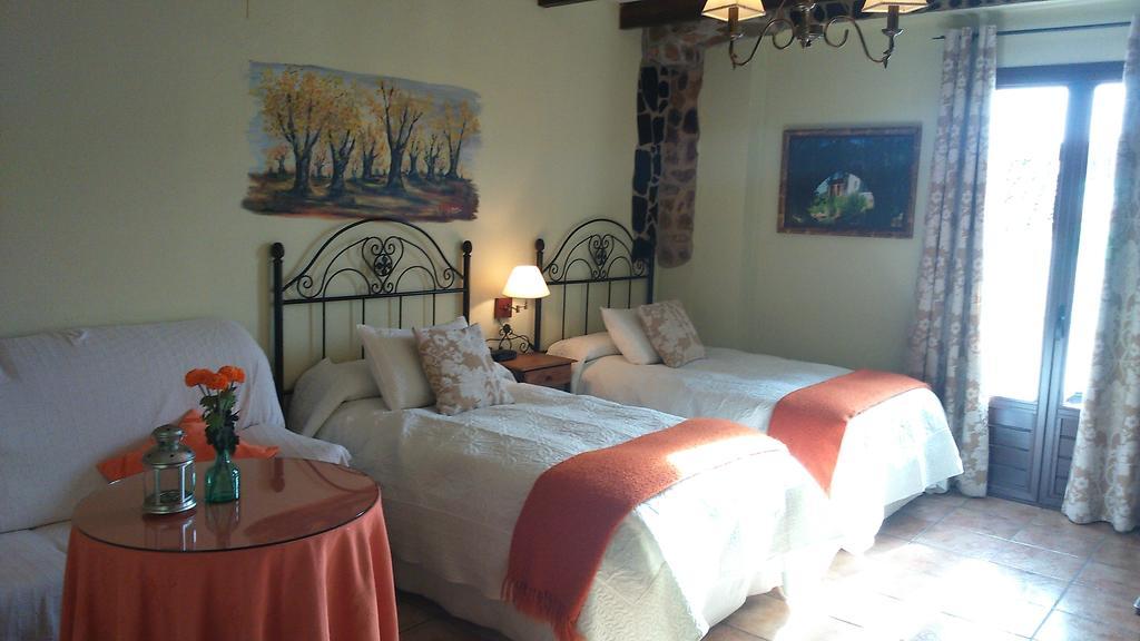 Hostal Rural Molino Del Bombo Aracena Chambre photo